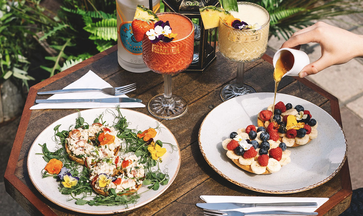 Discover the Finest Cocktails at GIN & JUICE Cardiff's Premier