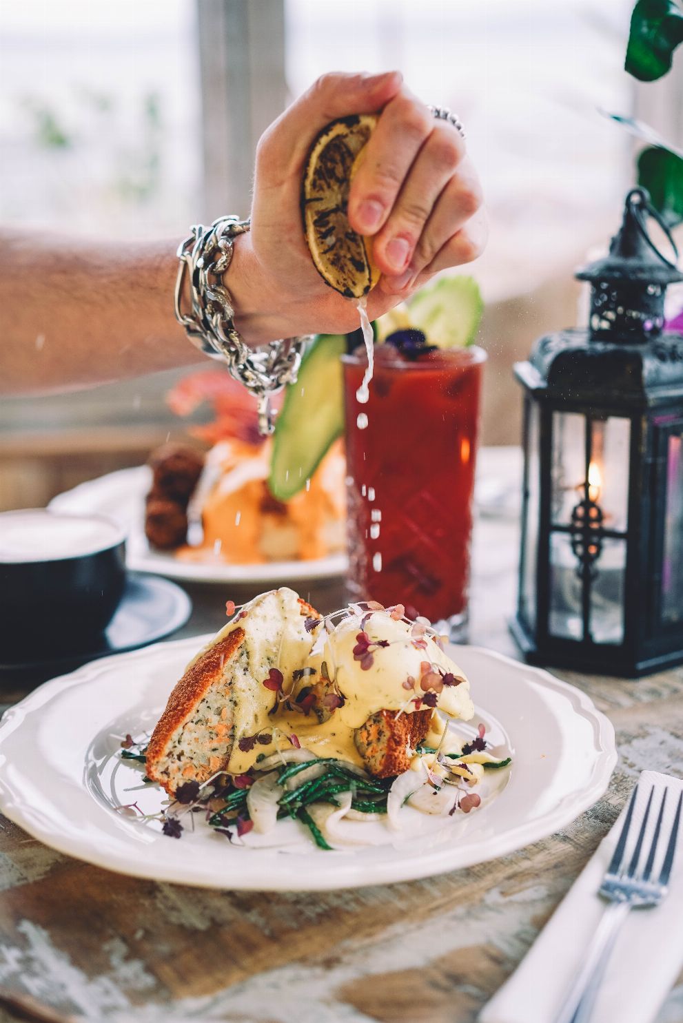 The best gin bar in Mumbles, Gin & Juice