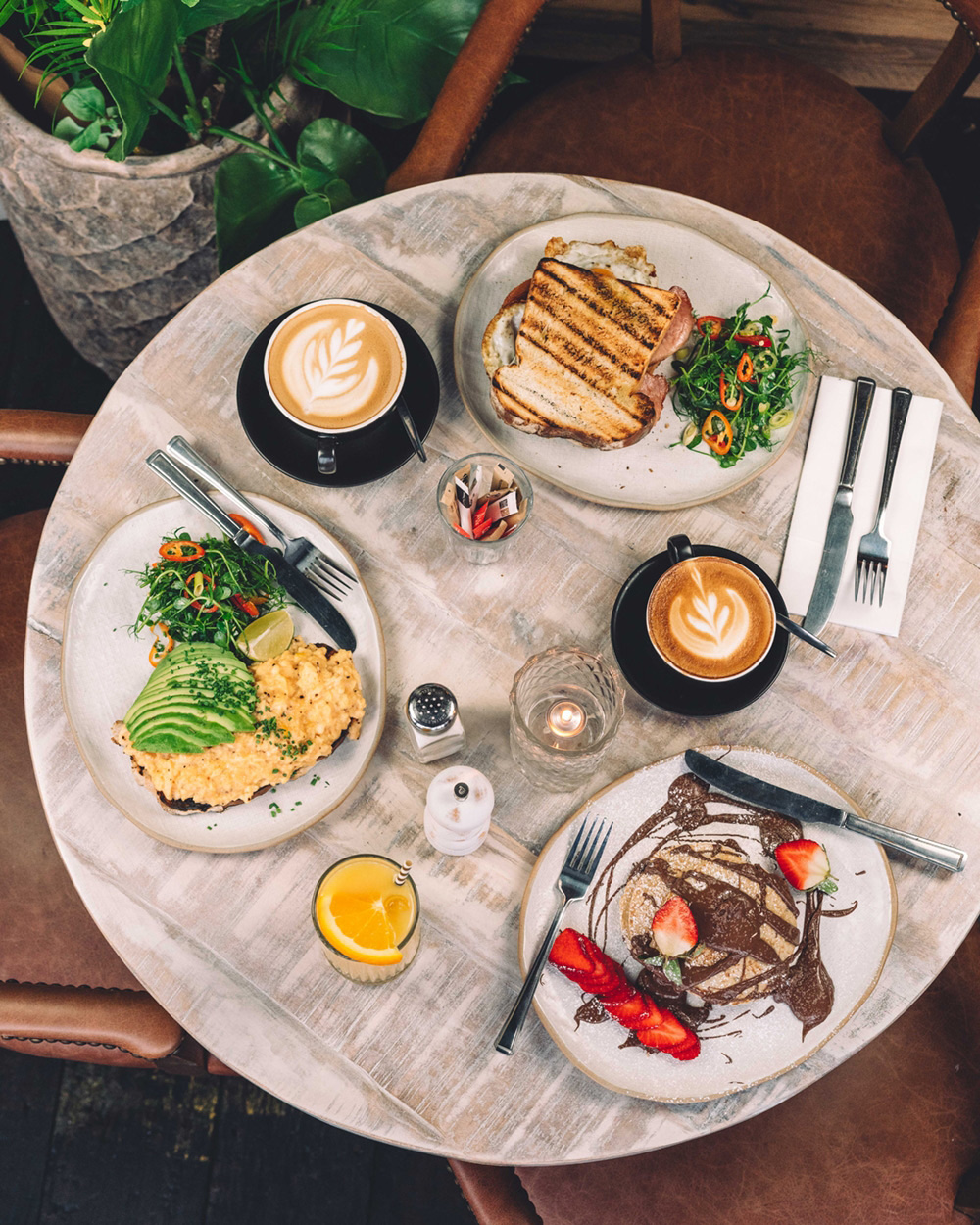 The best gin bar in The Mumbles, Gin & Juice