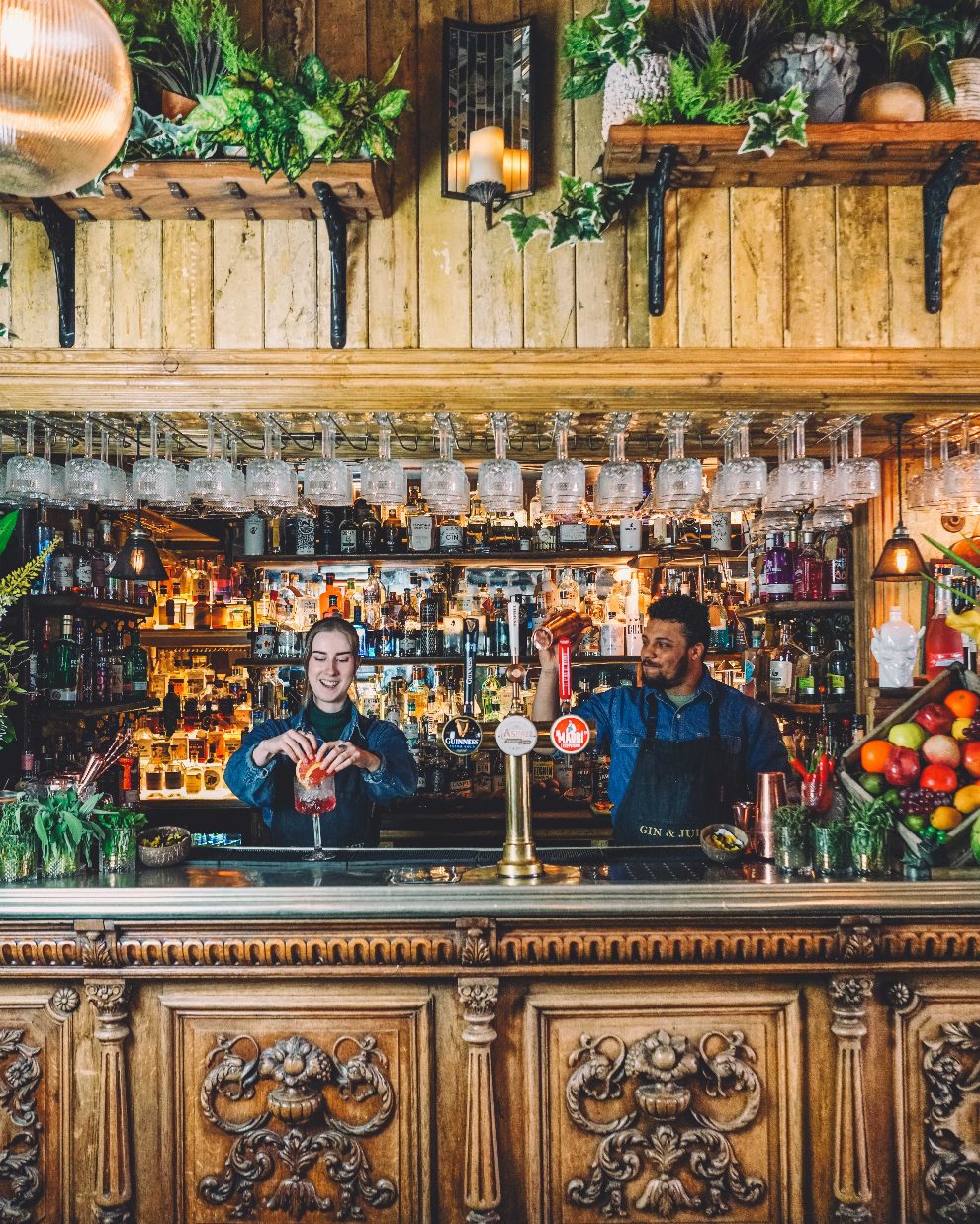 The best gin bar in Cardiff, Gin & Juice