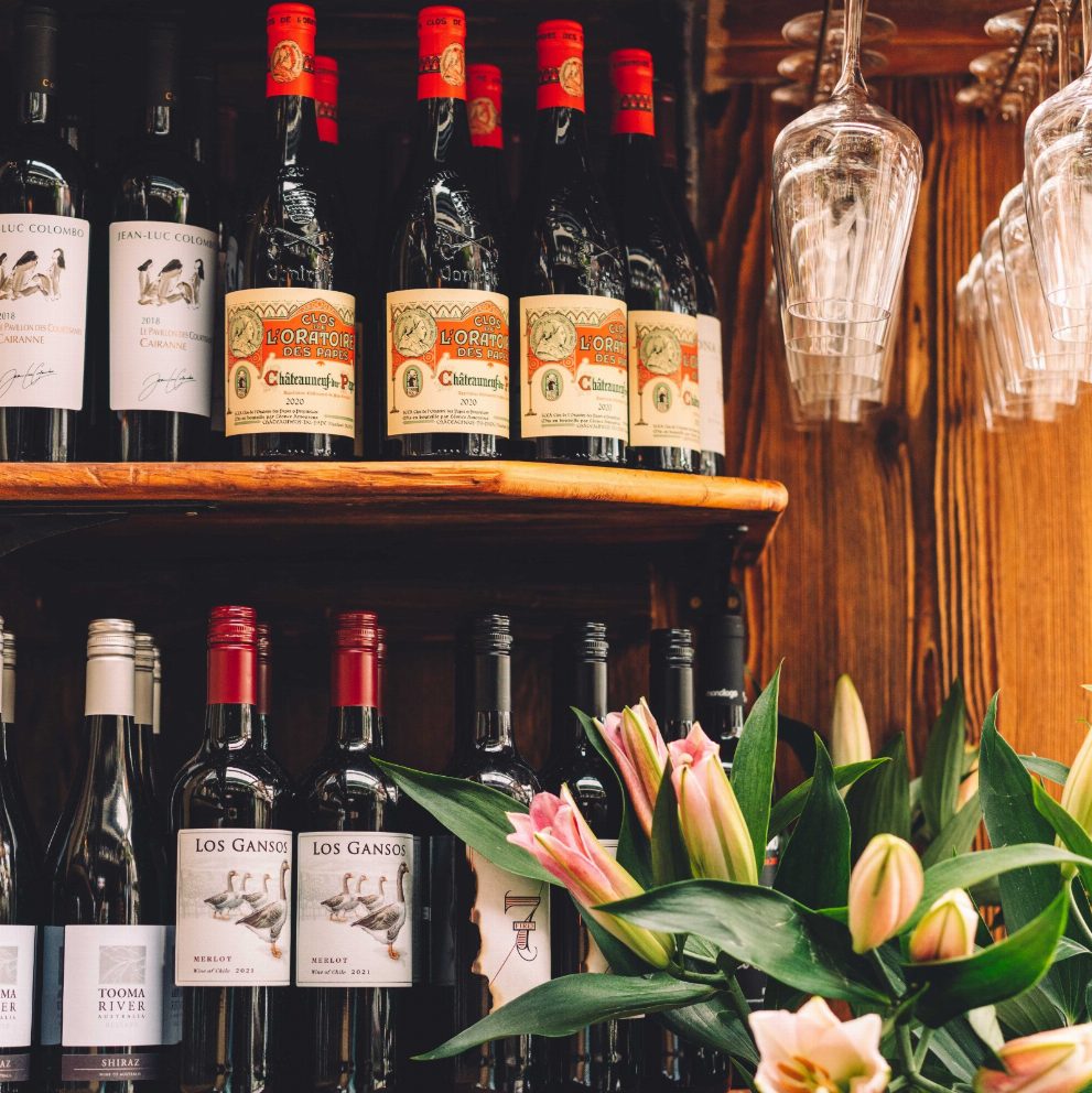 The best gin bar in Mumbles, Gin & Juice