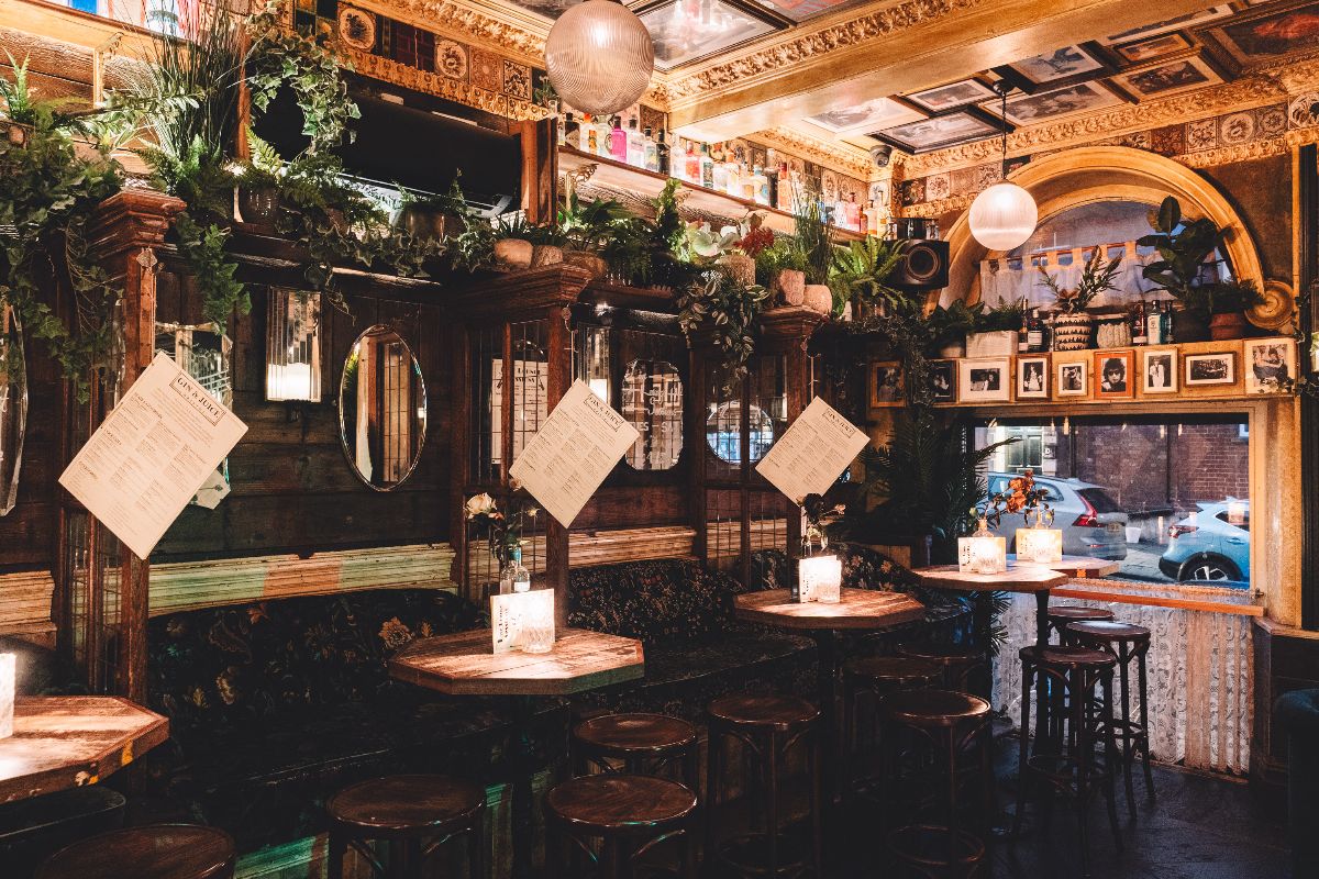 The best gin bar in Bristol, Gin & Juice