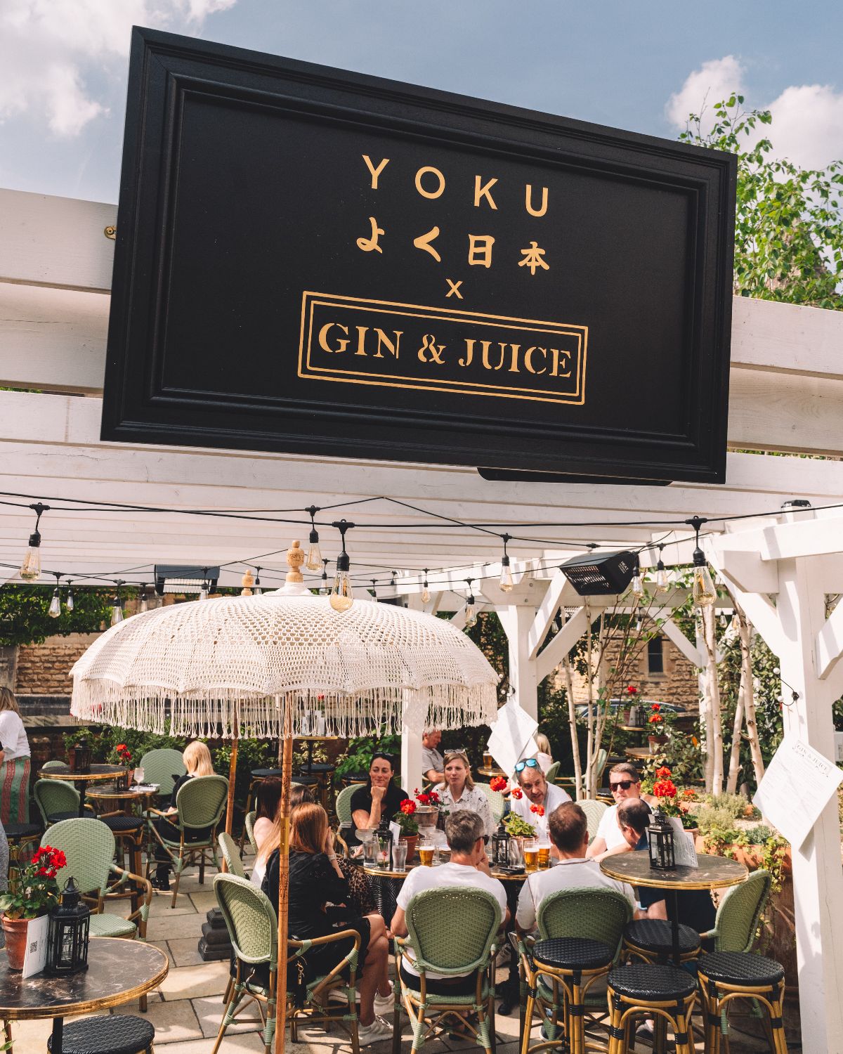 The best gin bar in Cheltenham, Gin & Juice