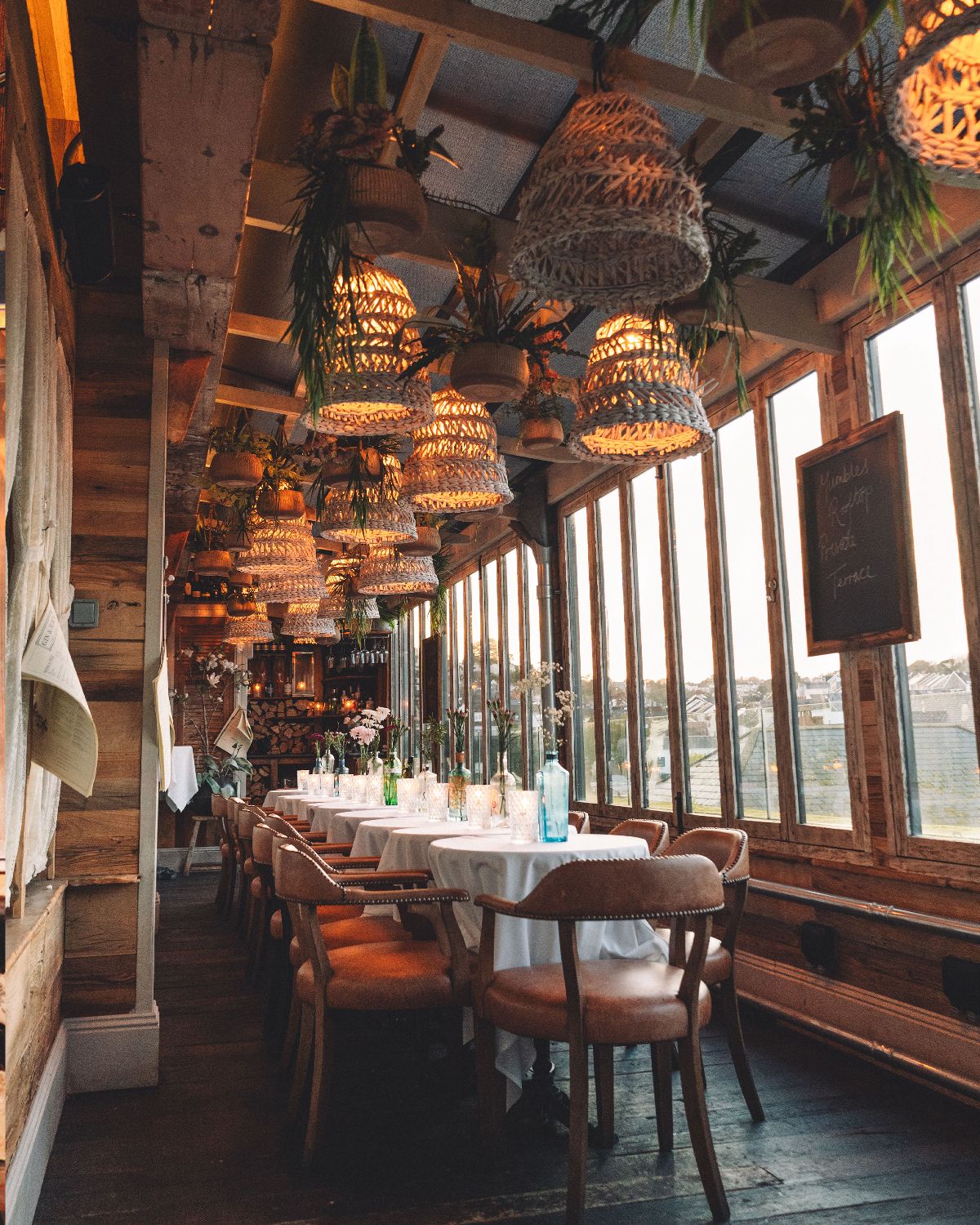 The best gin bar in Mumbles, Gin & Juice