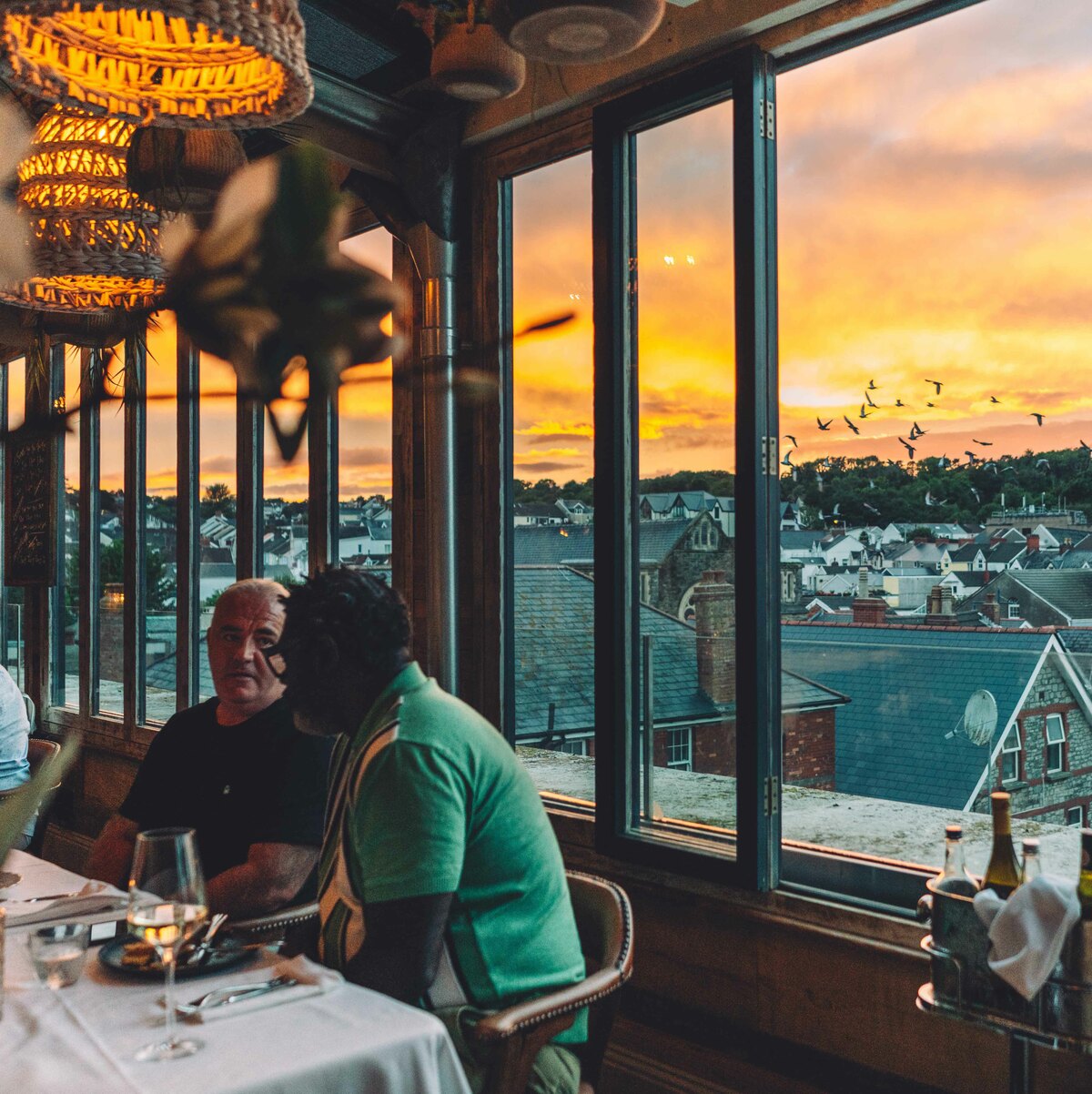 The best gin bar in Mumbles, Gin & Juice