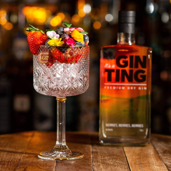 Gin Ting Berries, Berries, Berries