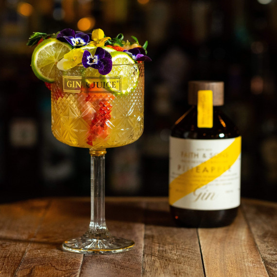 Faith & Sons Pineapple