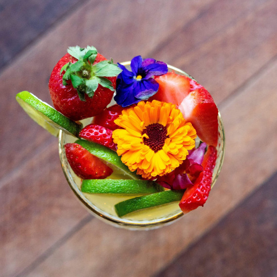 Faith & Sons Pineapple