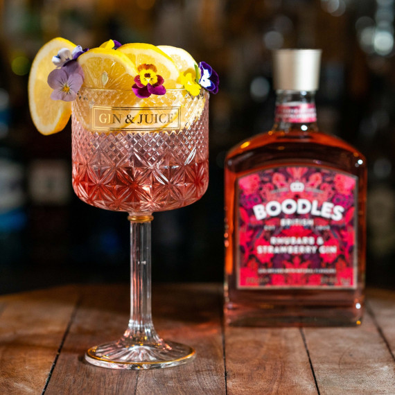 Boodles Rhubarb and Strawberry